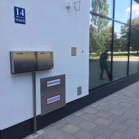 Myroom - Serviced 3*